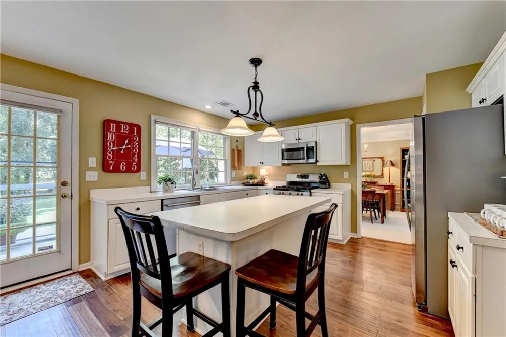 220 Ganton Court Johns Creek, GA 30097