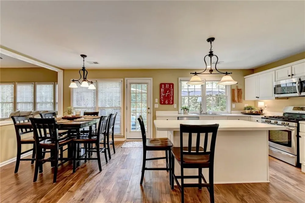 220 Ganton Court Johns Creek, GA 30097