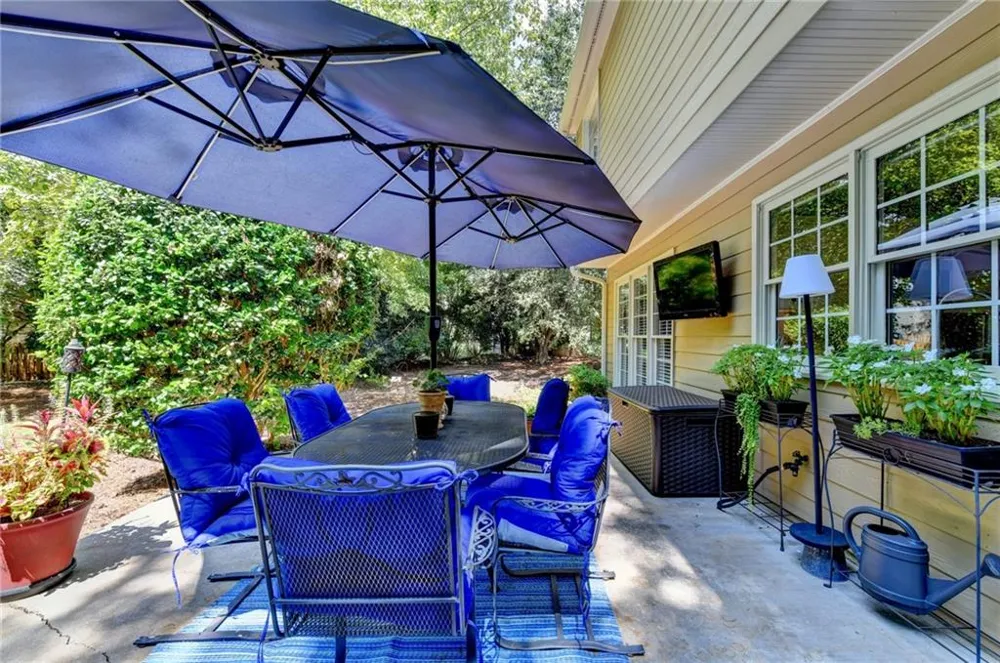 220 Ganton Court Johns Creek, GA 30097