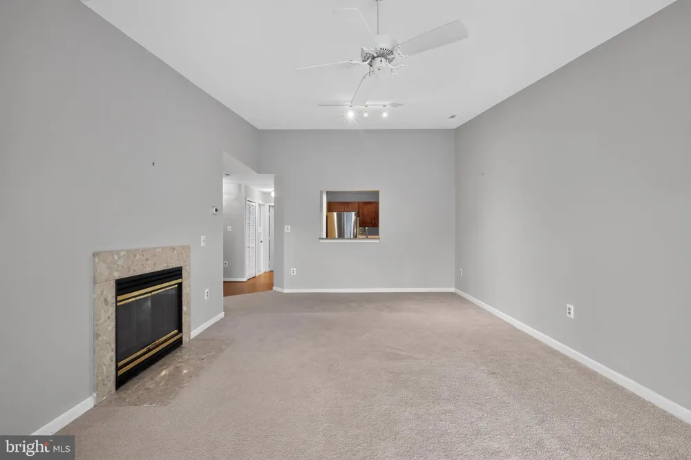 20604 CORNSTALK TERRACE #301 Ashburn, VA 20147