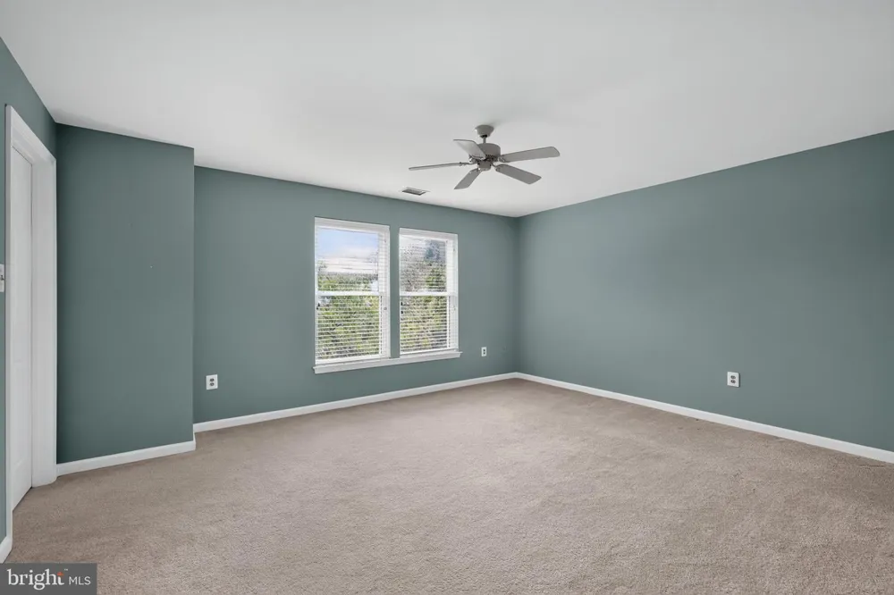 20604 CORNSTALK TERRACE #301 Ashburn, VA 20147