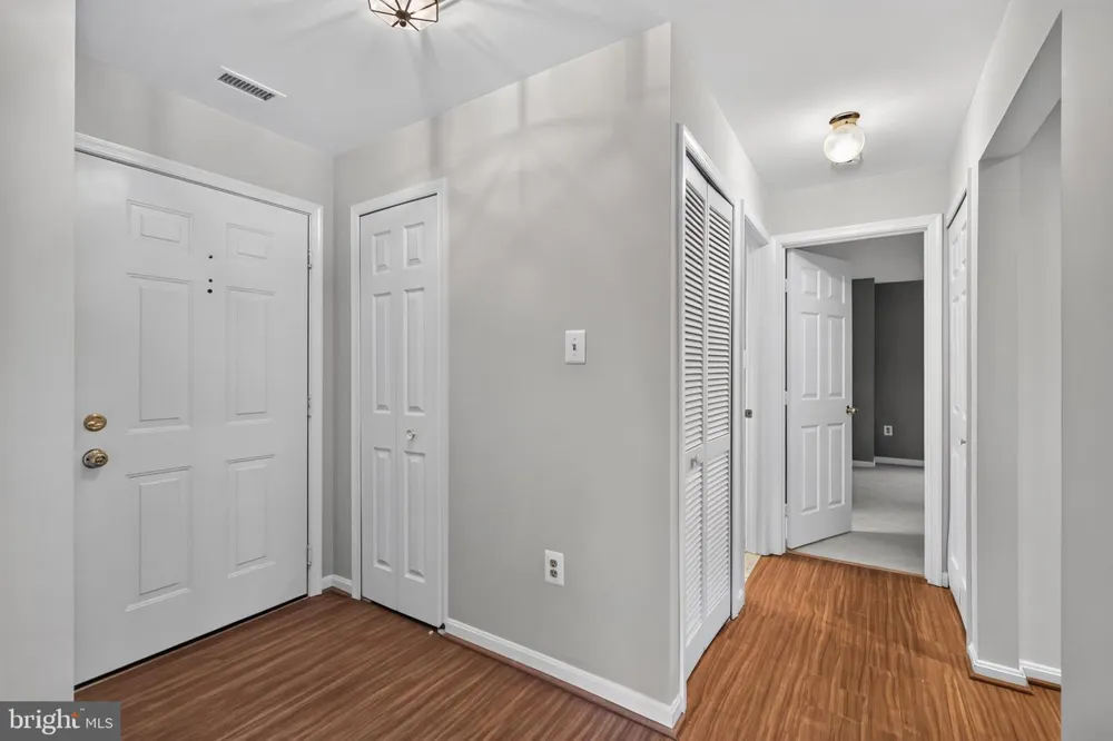 20604 CORNSTALK TERRACE #301 Ashburn, VA 20147
