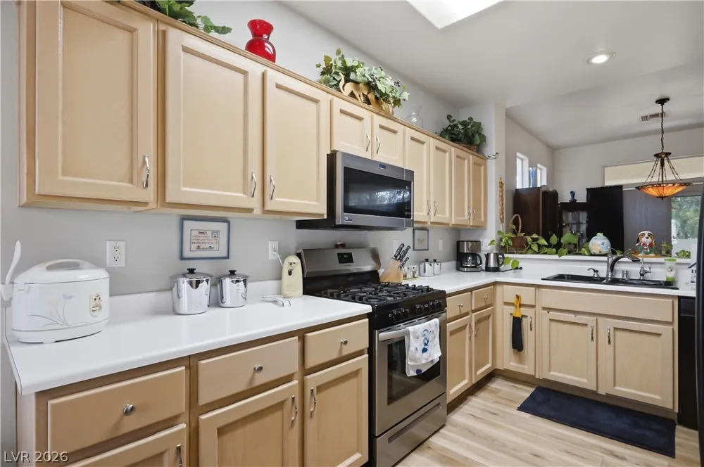 2002 Bellview Street Las Vegas, NV 89134