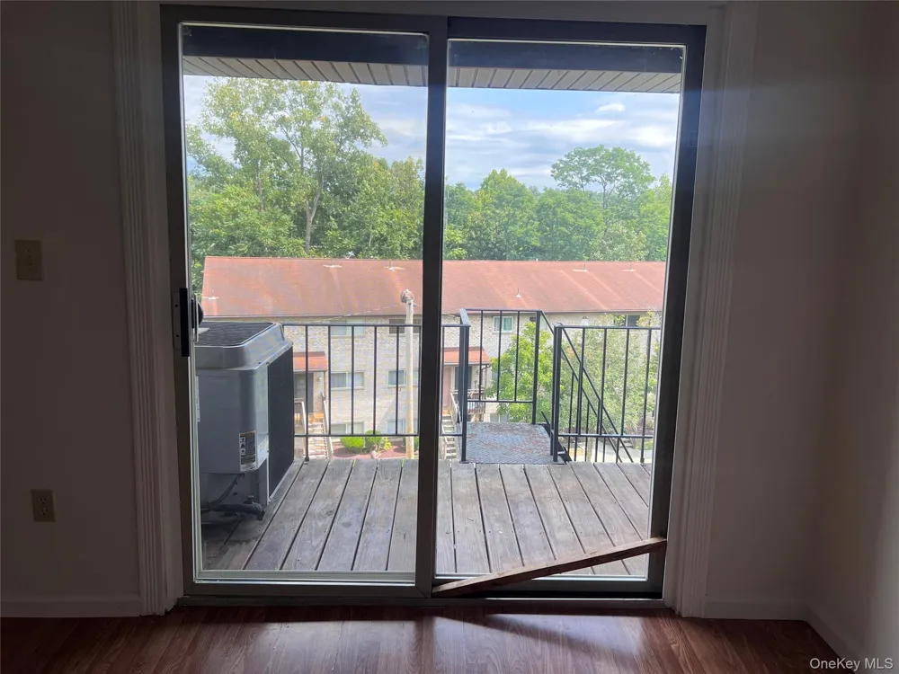 26 Cooper #403 Poughkeepsie, NY 12603