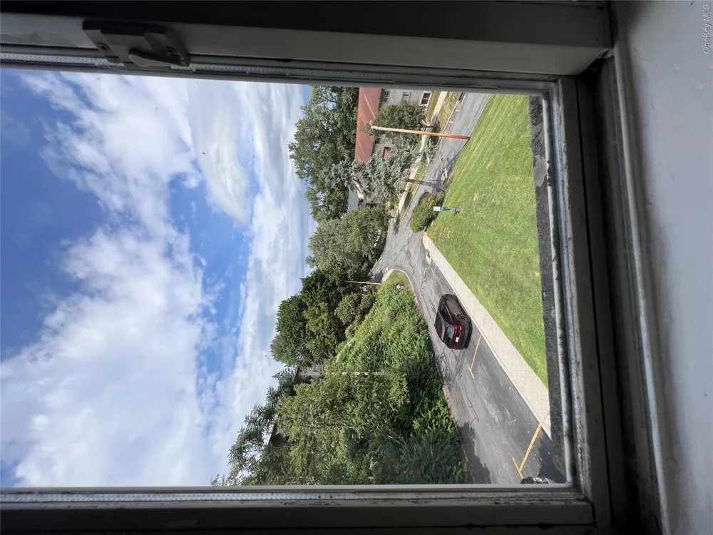26 Cooper #403 Poughkeepsie, NY 12603