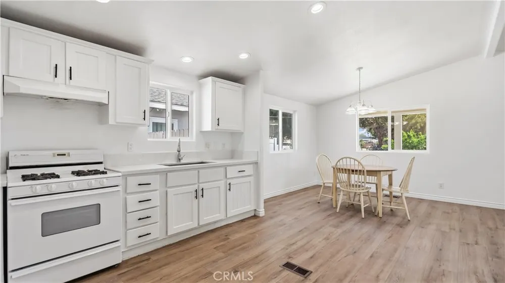 164 E Valley Street San Bernardino, CA 92408