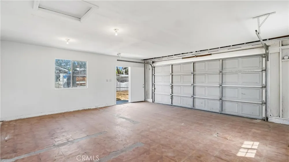 164 E Valley Street San Bernardino, CA 92408