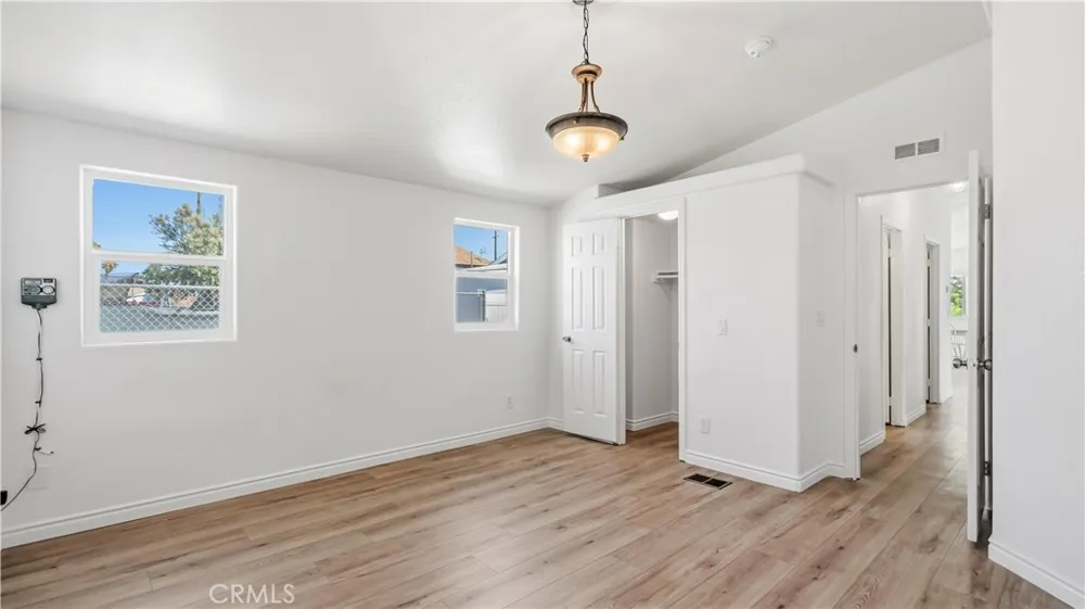 164 E Valley Street San Bernardino, CA 92408