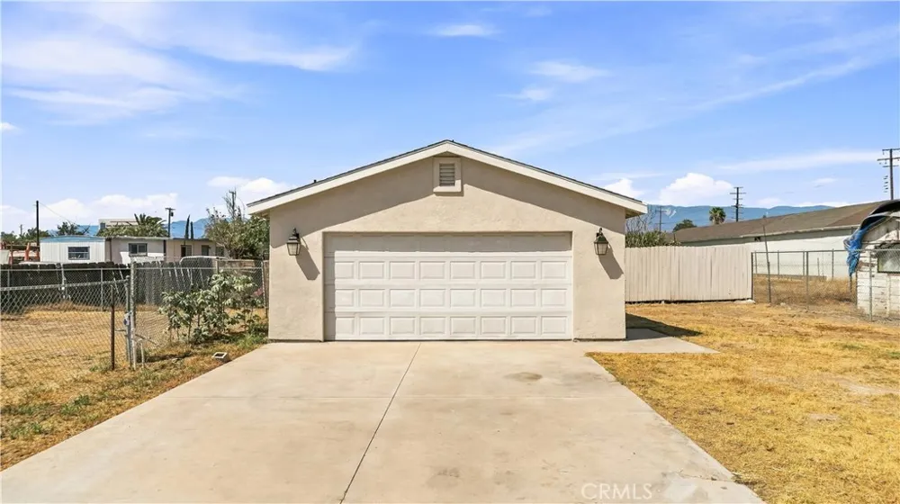 164 E Valley Street San Bernardino, CA 92408