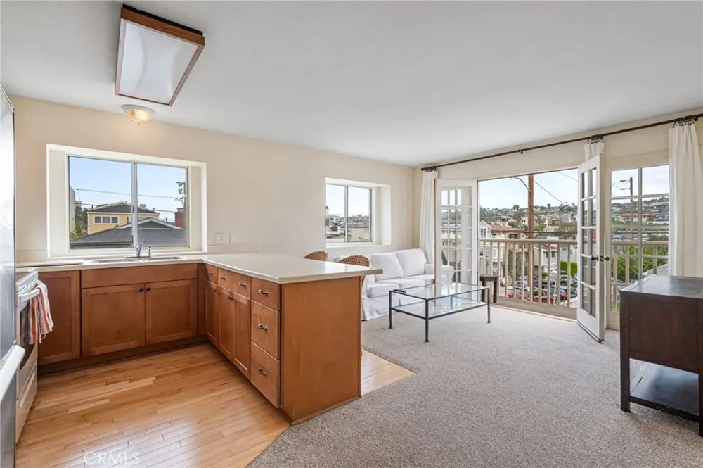 358 28th Hermosa Beach, CA 90254