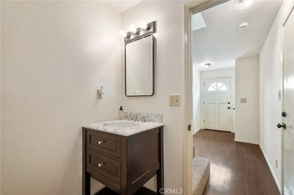 358 28th Hermosa Beach, CA 90254