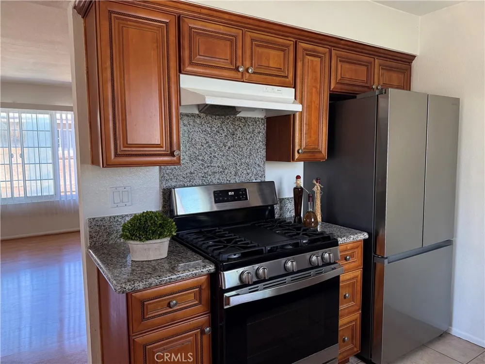 222 20th Huntington Beach, CA 92648