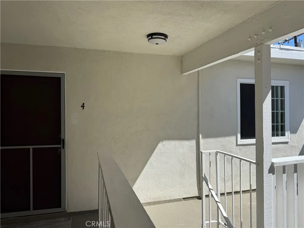 222 20th Huntington Beach, CA 92648
