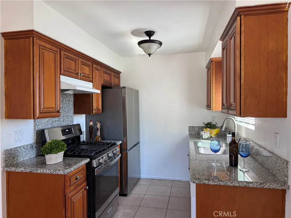 222 20th Huntington Beach, CA 92648