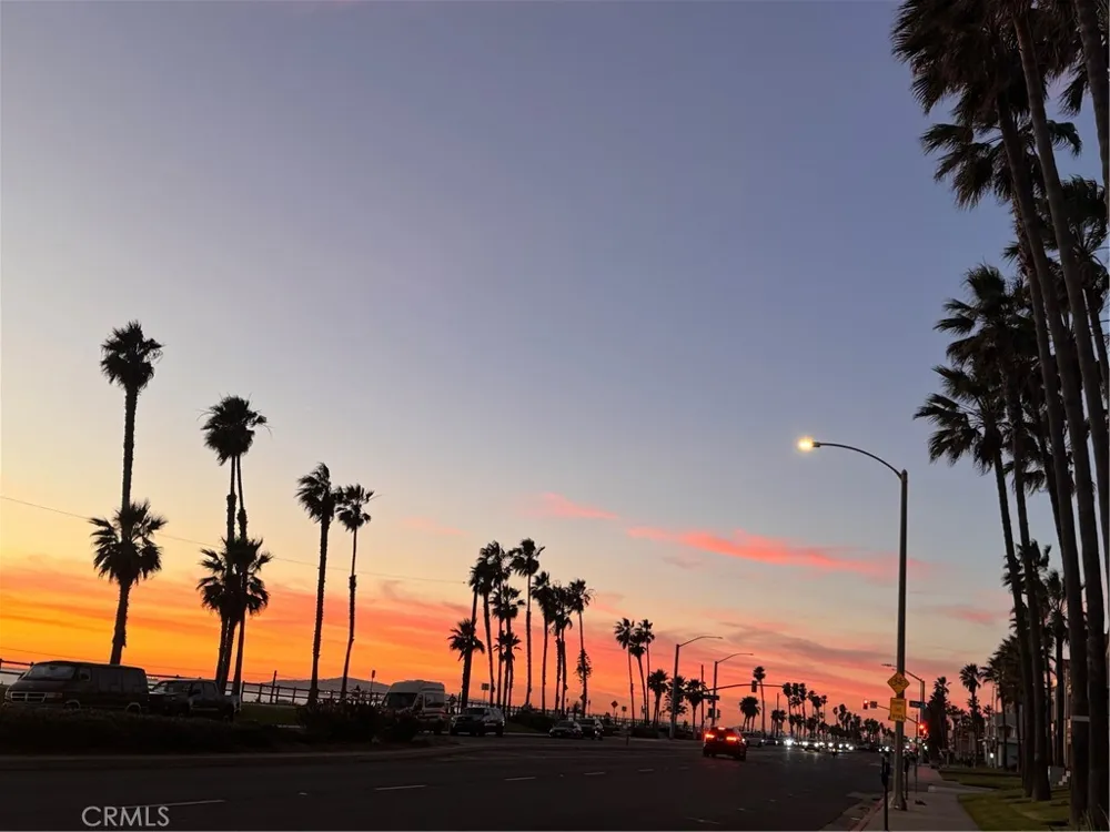 222 20th Huntington Beach, CA 92648