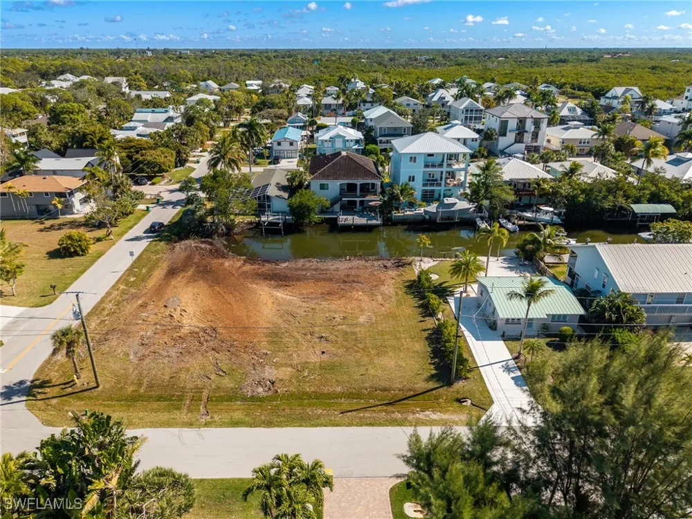 Venetian Way Naples, FL 34110