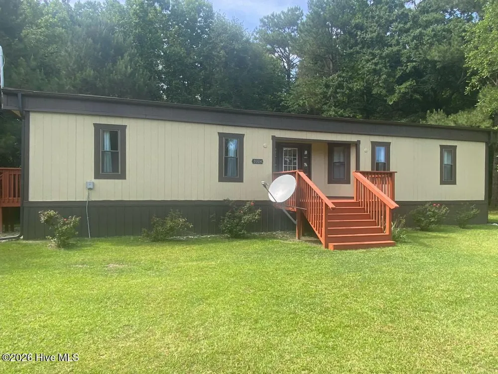 3324 Stag Park Road Burgaw, NC 28425