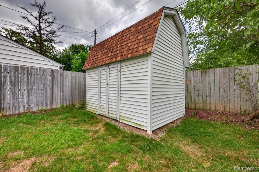 310 Tamarac Drive Davison City, MI 48423