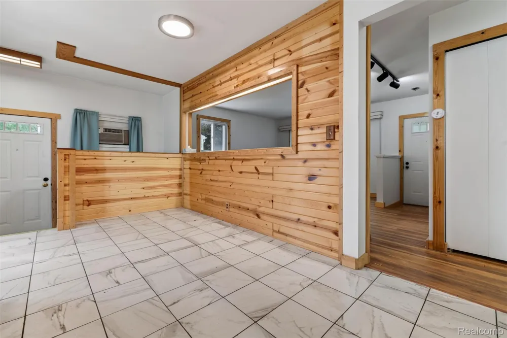 310 Tamarac Drive Davison City, MI 48423