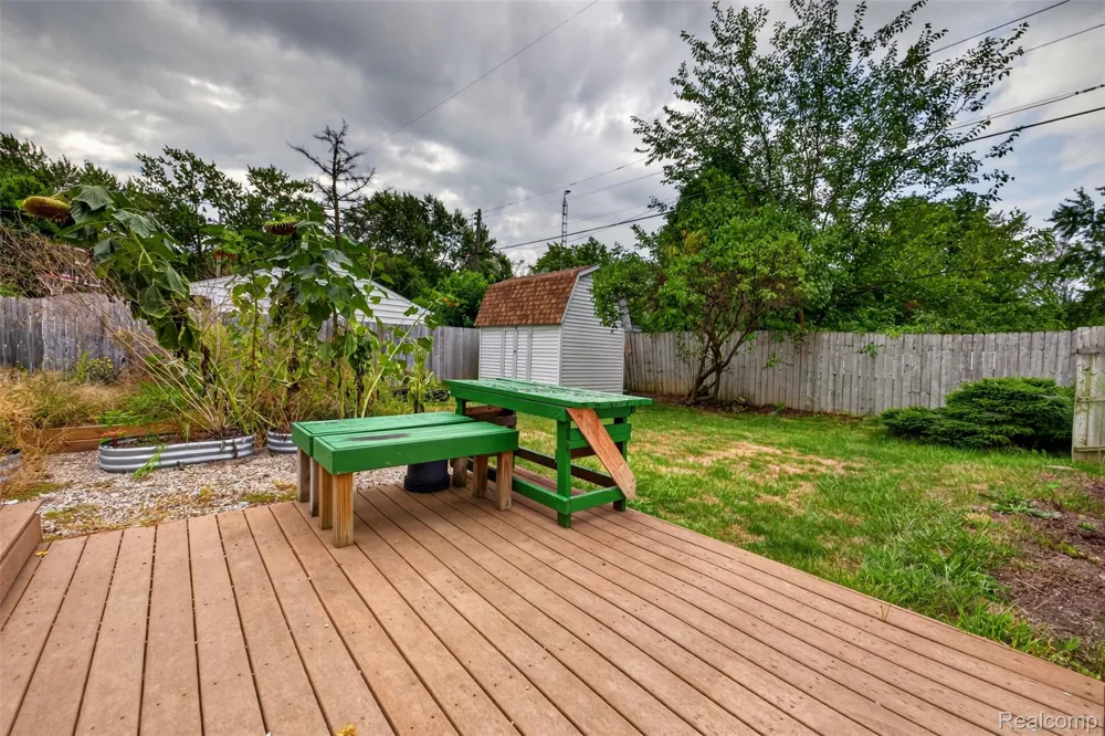310 Tamarac Drive Davison City, MI 48423