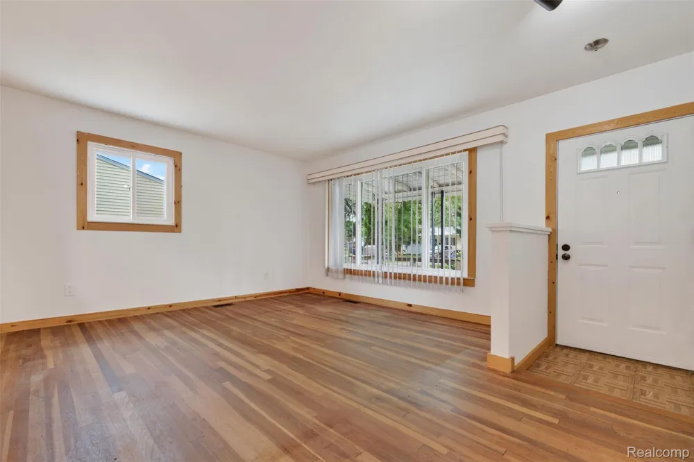 310 Tamarac Drive Davison City, MI 48423