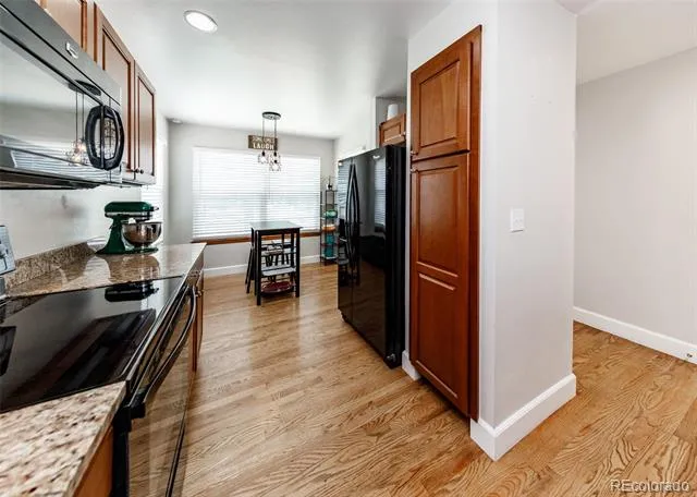 16 Sutherland Court Highlands Ranch, CO 80130