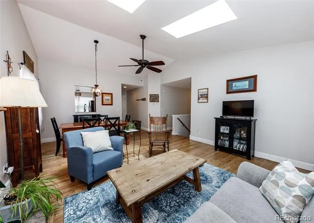 16 Sutherland Court Highlands Ranch, CO 80130