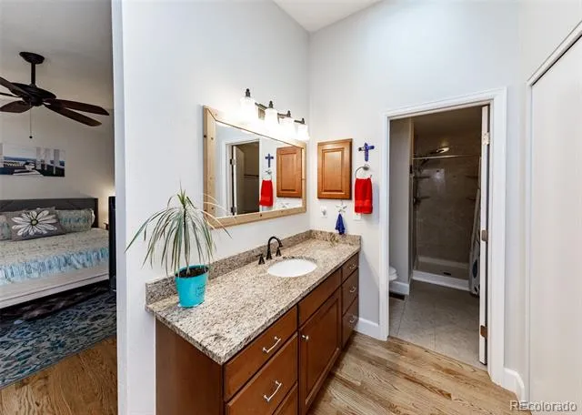 16 Sutherland Court Highlands Ranch, CO 80130