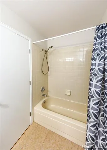 16 Sutherland Court Highlands Ranch, CO 80130