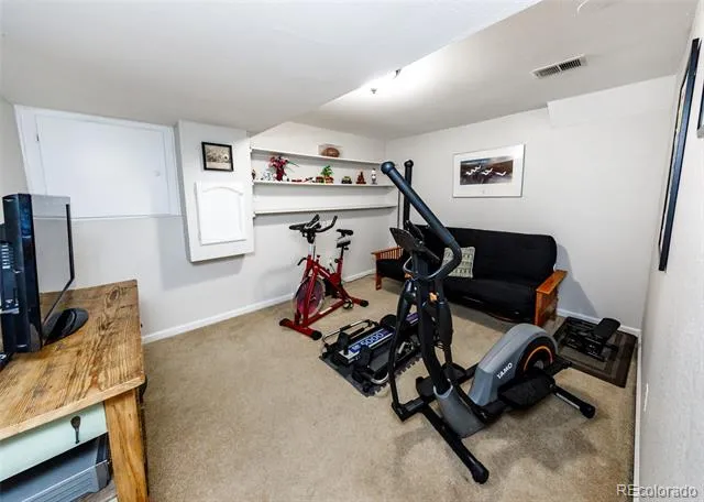 16 Sutherland Court Highlands Ranch, CO 80130