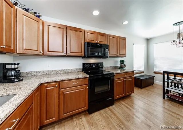16 Sutherland Court Highlands Ranch, CO 80130