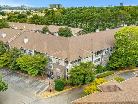 2700 Pine Tree Road NE #1308