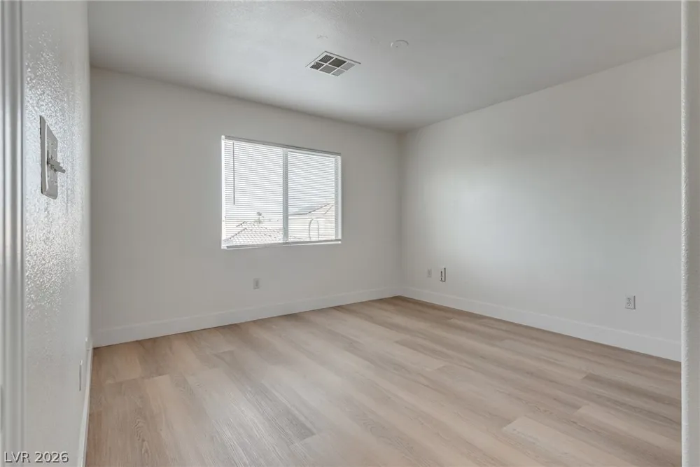 221 Lenape Heights Avenue Las Vegas, NV 89148