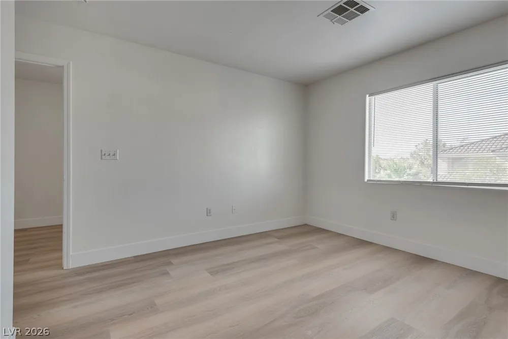 221 Lenape Heights Avenue Las Vegas, NV 89148
