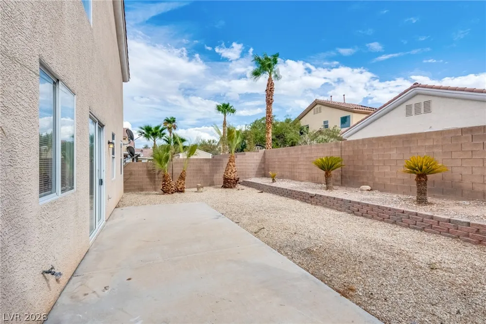 221 Lenape Heights Avenue Las Vegas, NV 89148