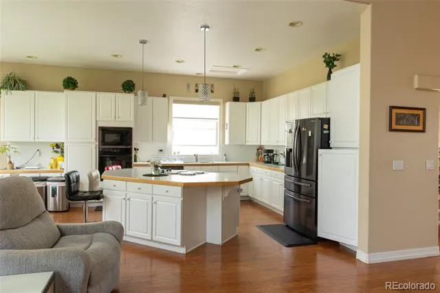 5944 S Ireland Court Aurora, CO 80016