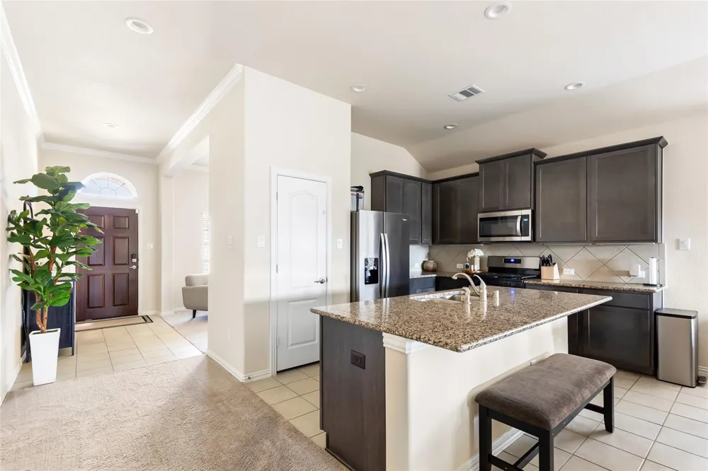 8026 Brooks Crossing Drive Baytown, TX 77521