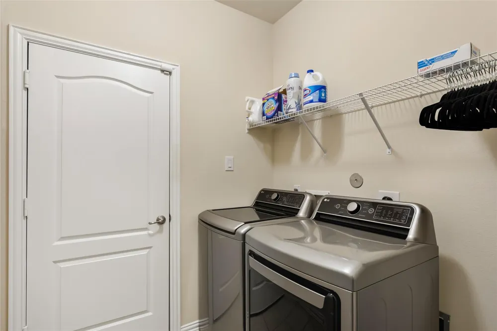 8026 Brooks Crossing Drive Baytown, TX 77521