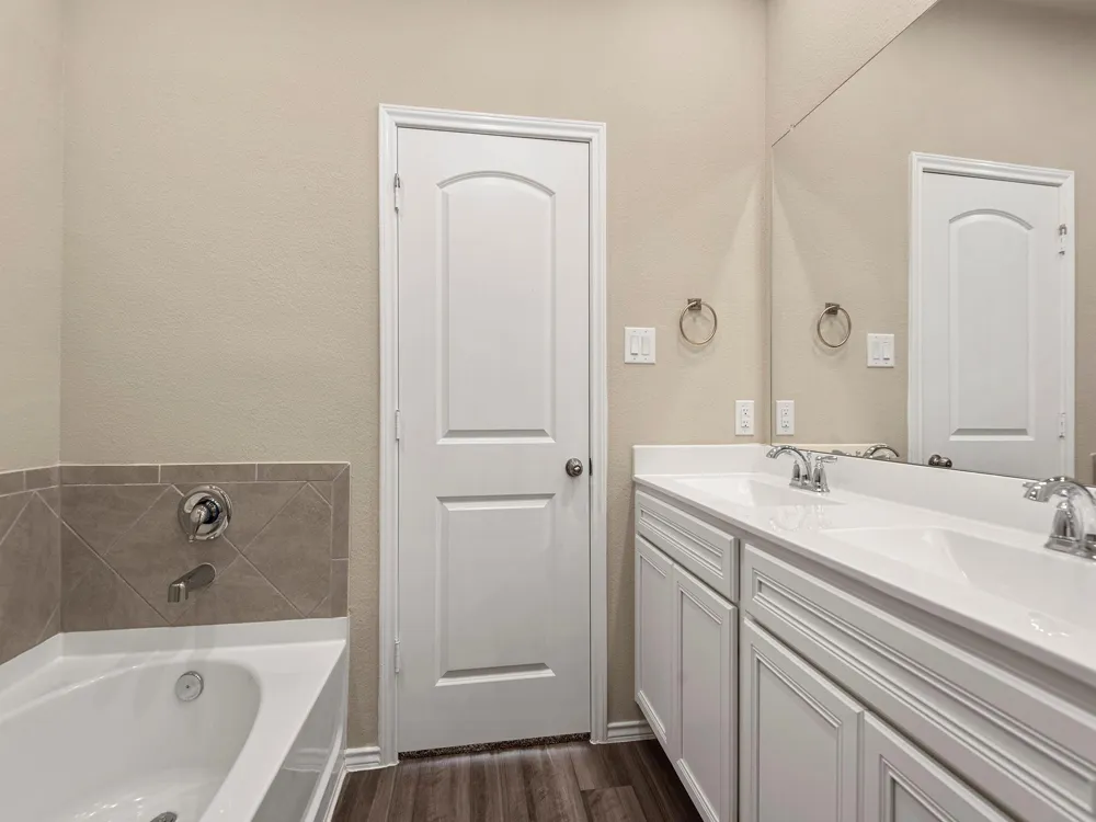 9278 Inland Leather Lane Conroe, TX 77385