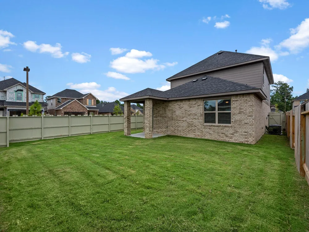 9278 Inland Leather Lane Conroe, TX 77385