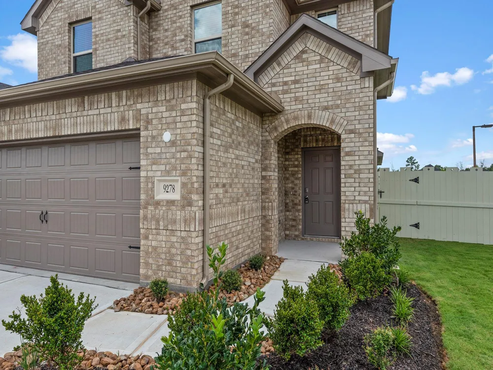 9278 Inland Leather Lane Conroe, TX 77385
