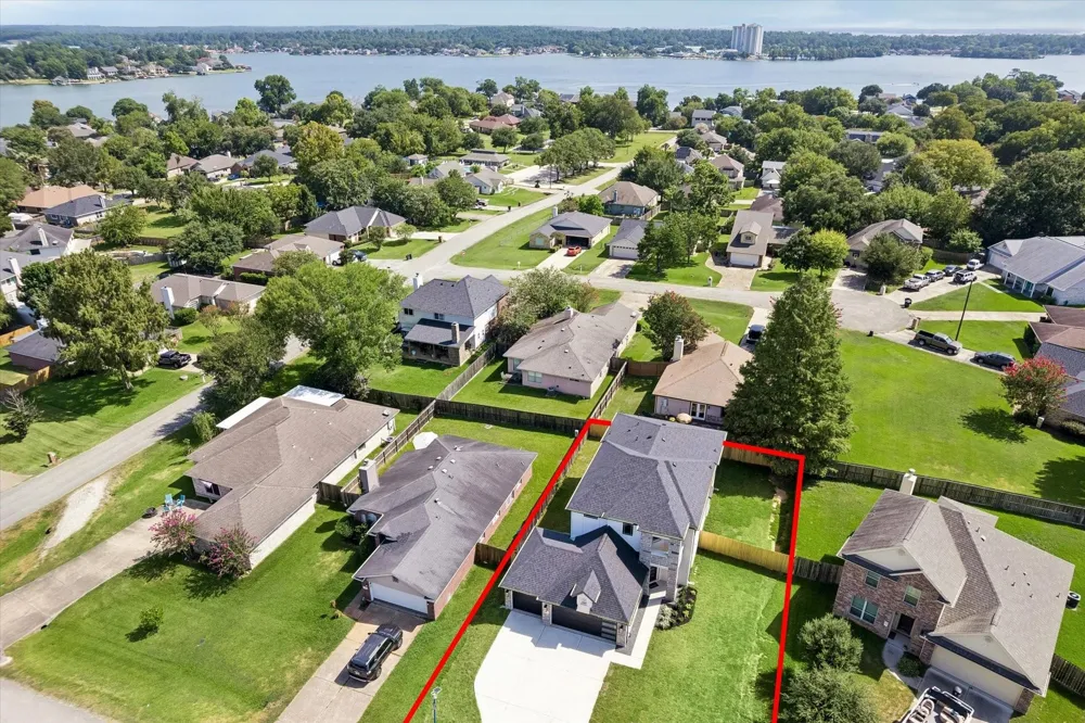 10814 Windswept Montgomery, TX 77356