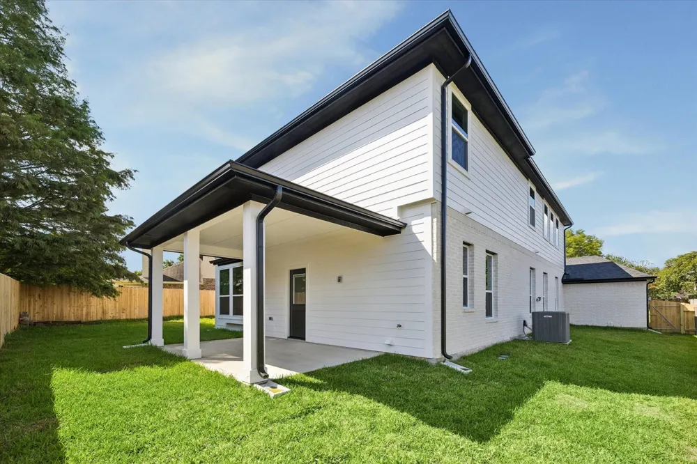10814 Windswept Montgomery, TX 77356