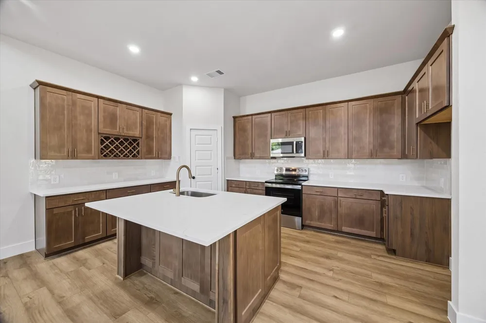 10814 Windswept Montgomery, TX 77356