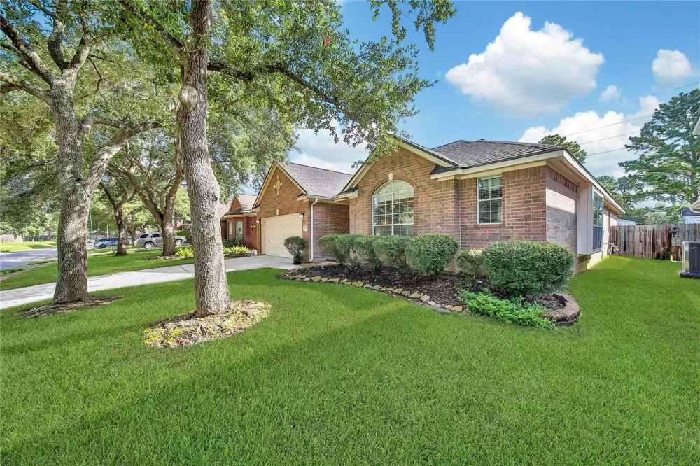 15734 Bending Birch Drive Cypress, TX 77433