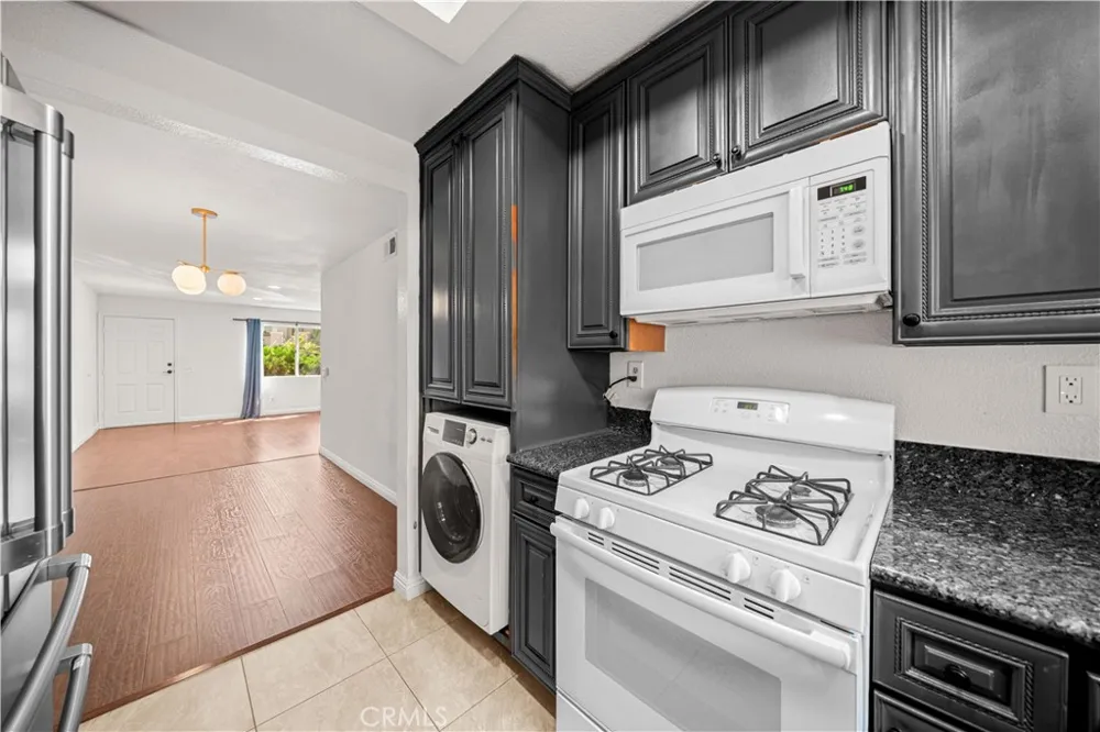 800 Grand Avenue #D1 Diamond Bar, CA 91765