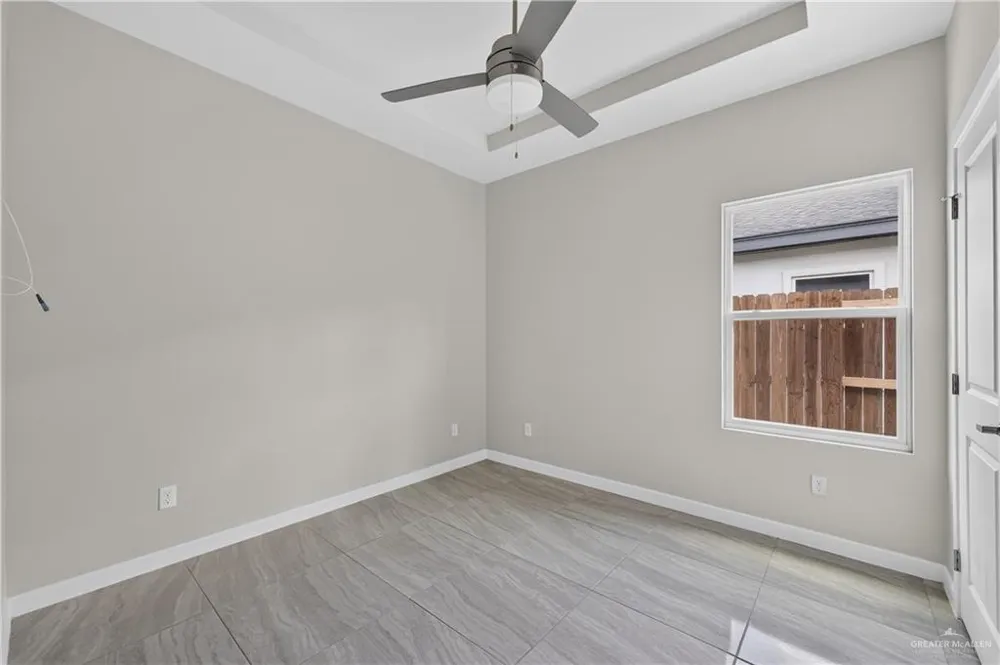 601 Coves Lane #4 Weslaco, TX 78599