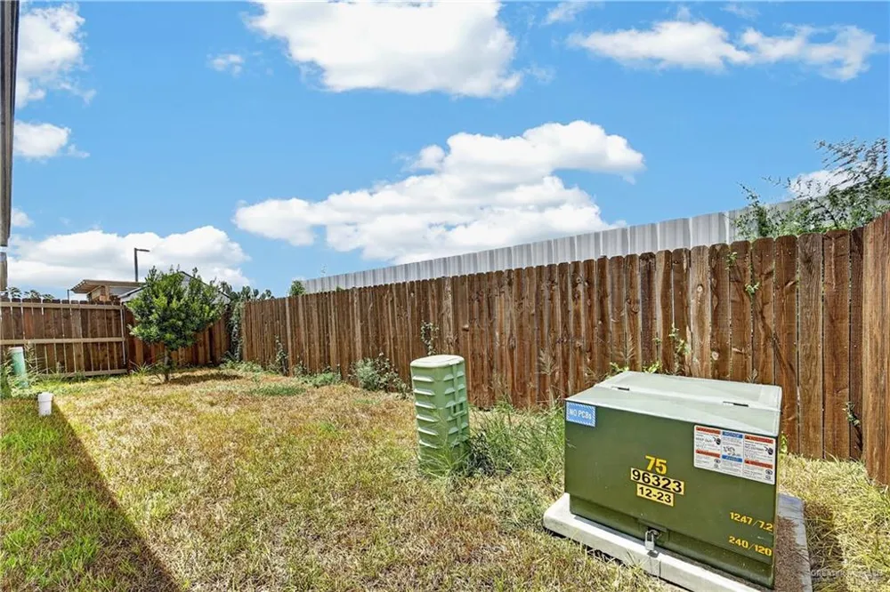 601 Coves Lane #4 Weslaco, TX 78599