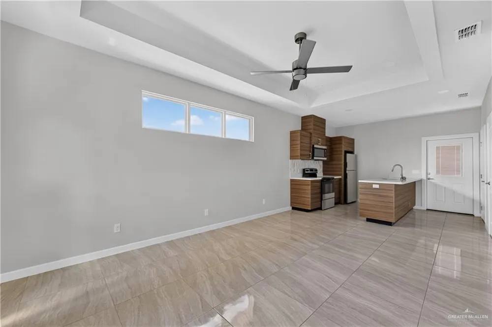 601 Coves Lane #4 Weslaco, TX 78599