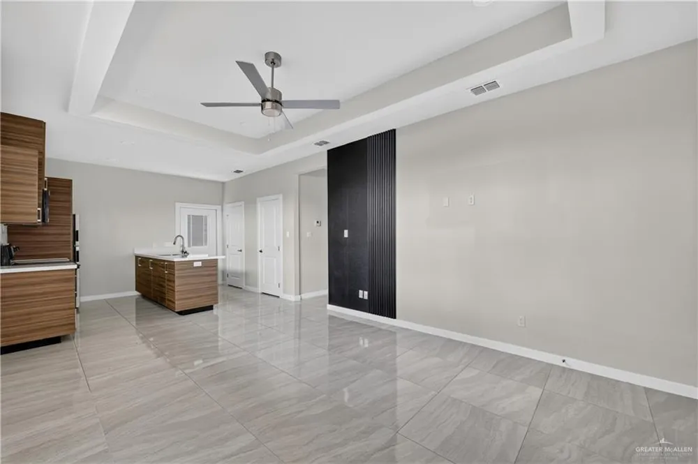 601 Coves Lane #4 Weslaco, TX 78599